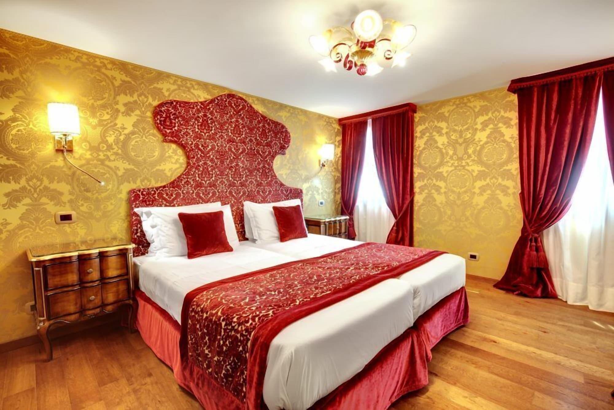 Hotel Casanova Venezia Esterno foto