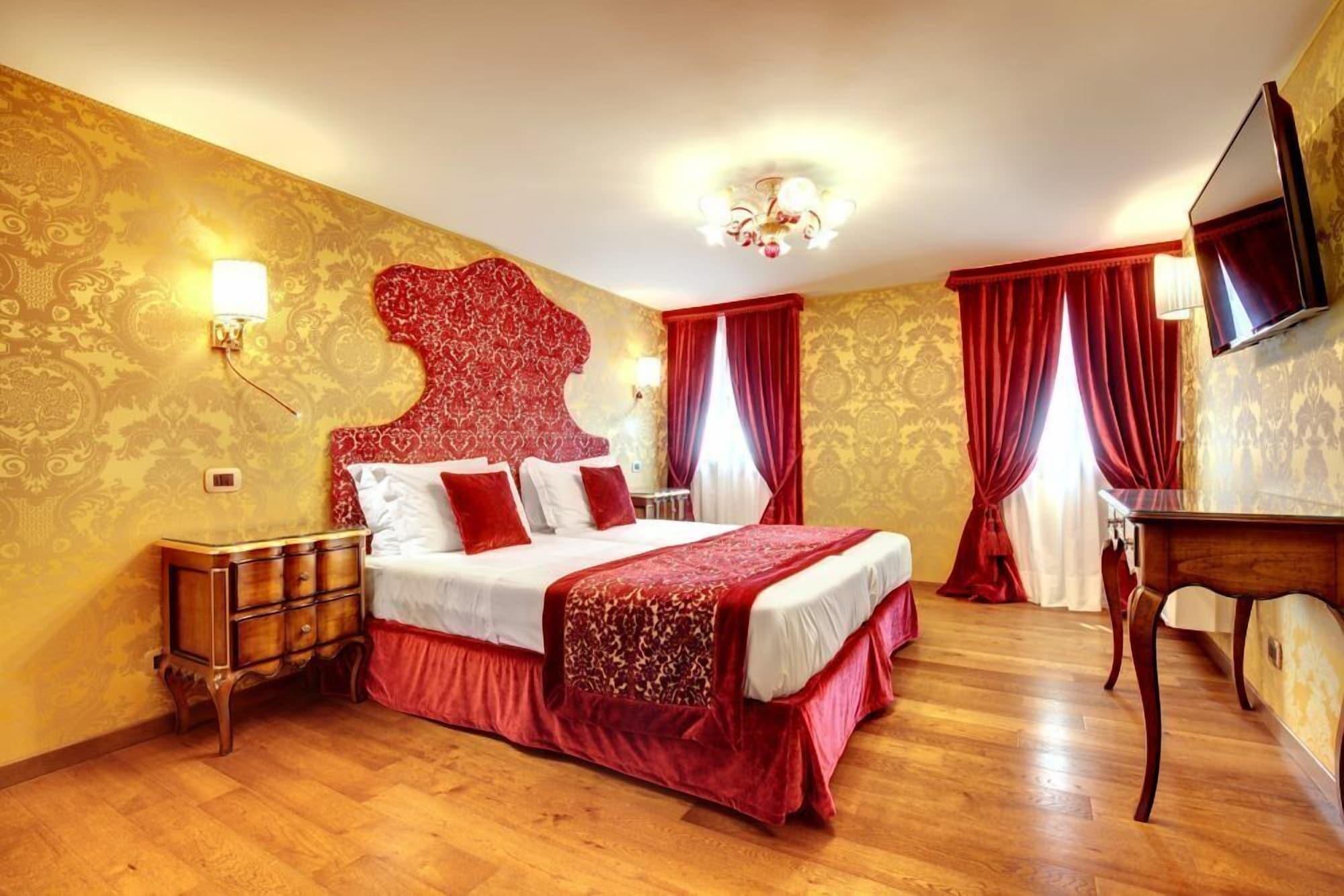 Hotel Casanova Venezia Esterno foto
