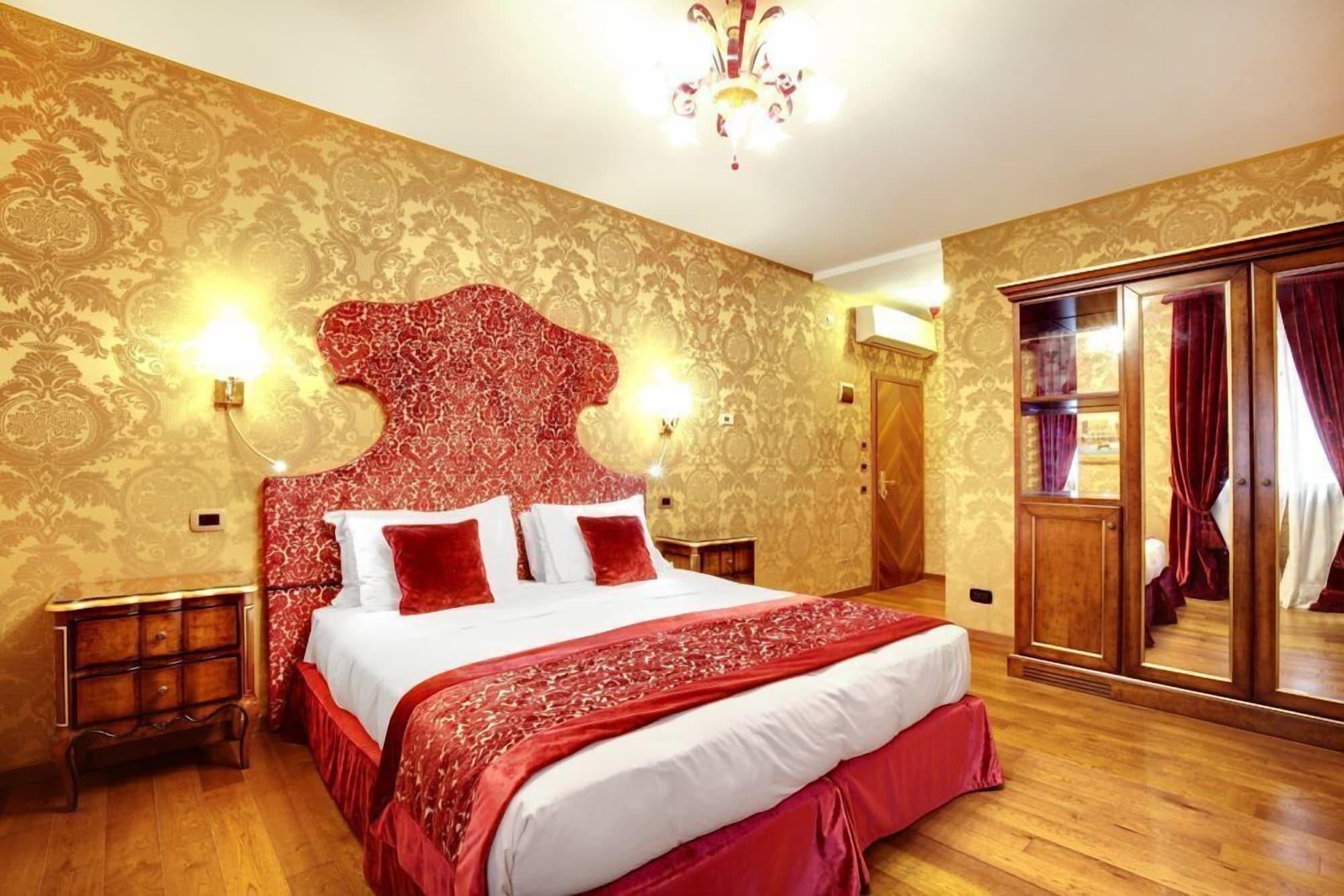 Hotel Casanova Venezia Esterno foto