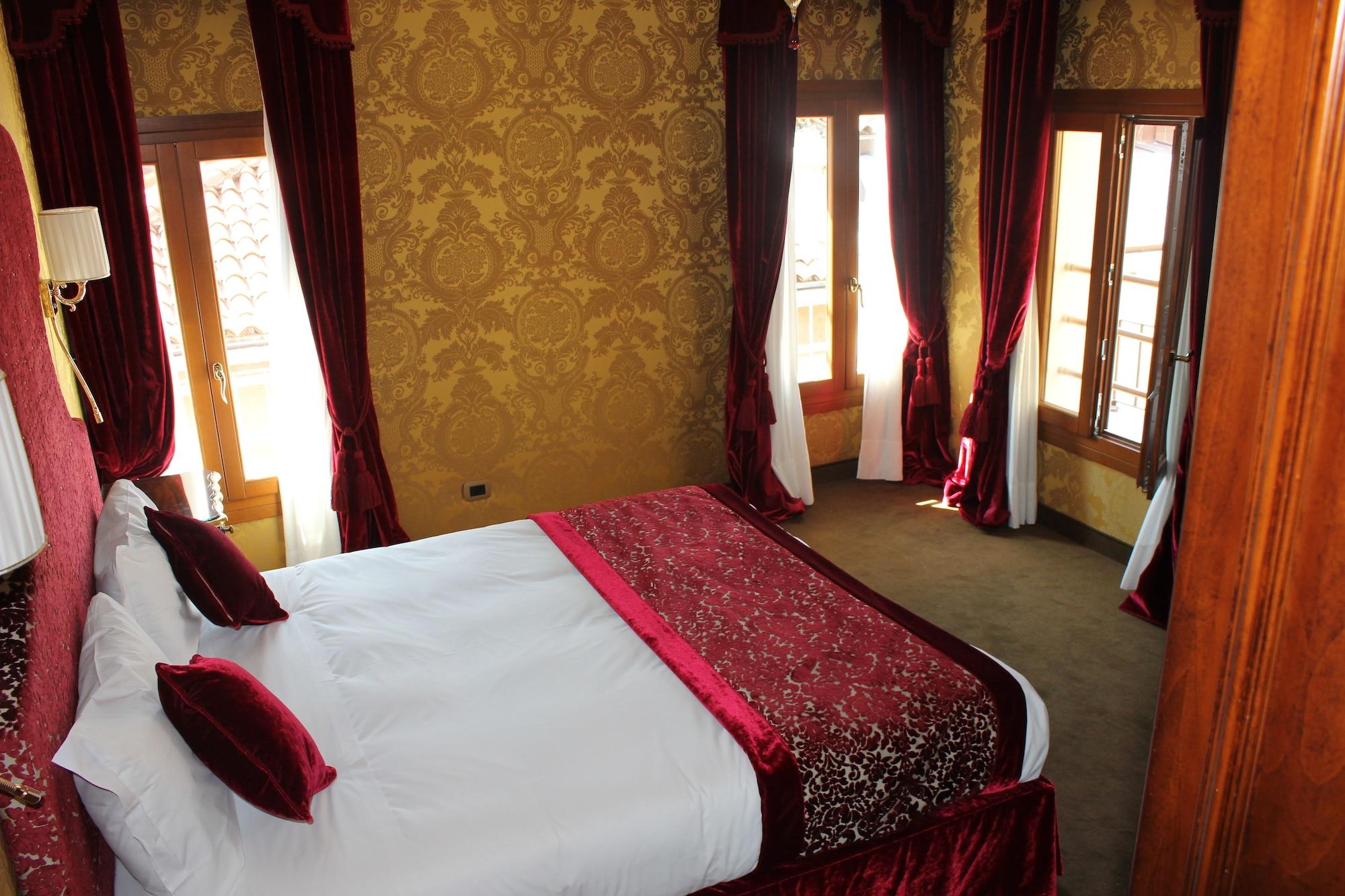 Hotel Casanova Venezia Esterno foto