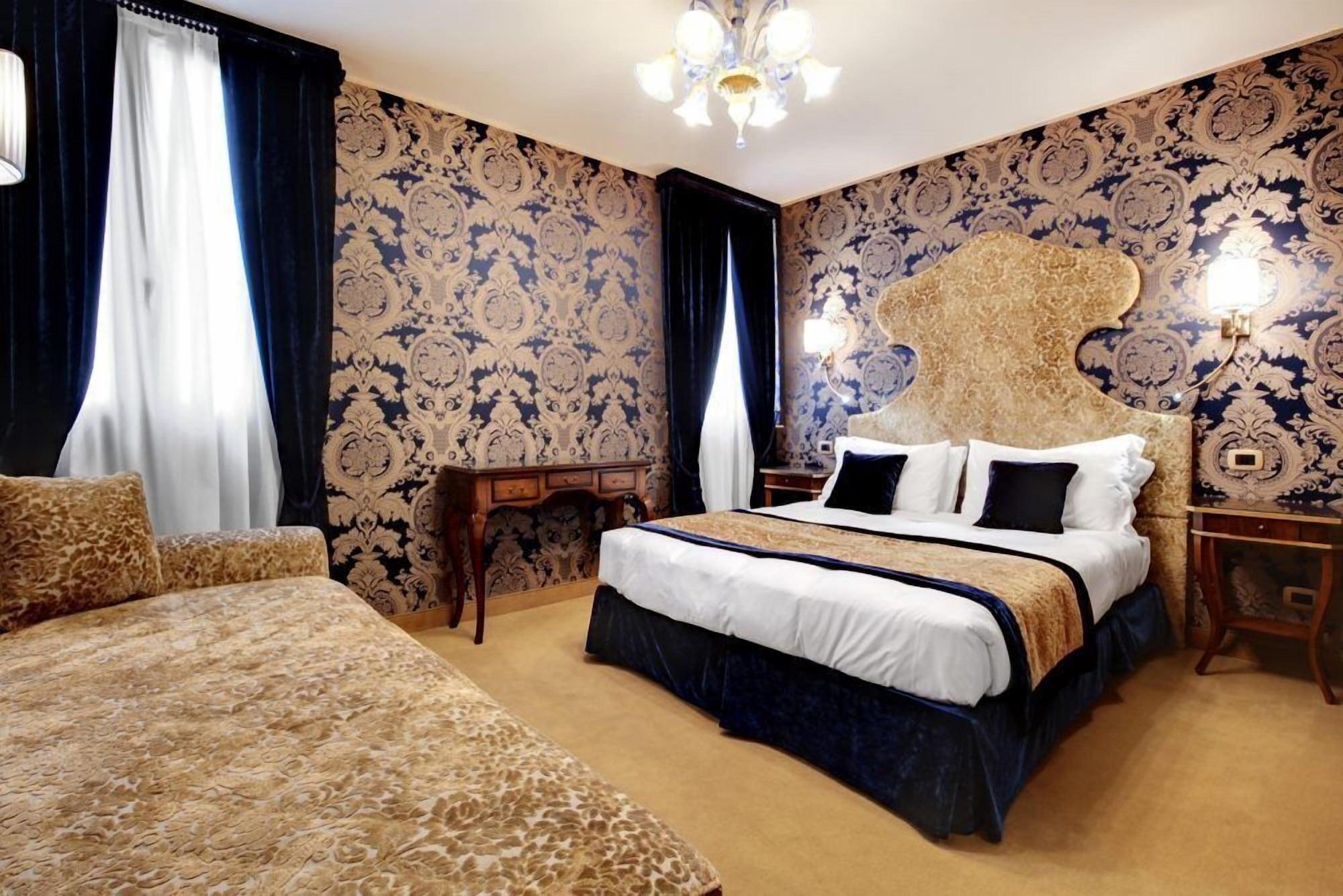 Hotel Casanova Venezia Esterno foto