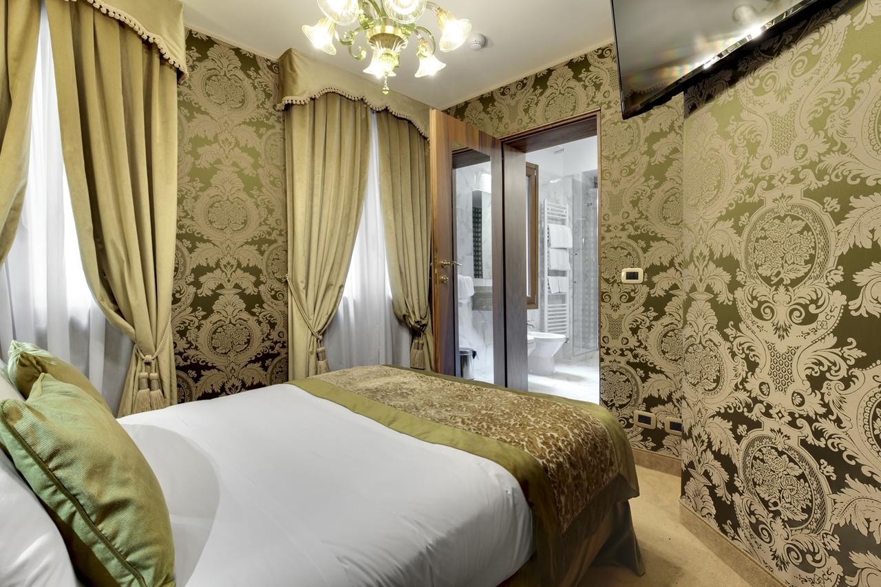 Hotel Casanova Venezia Esterno foto